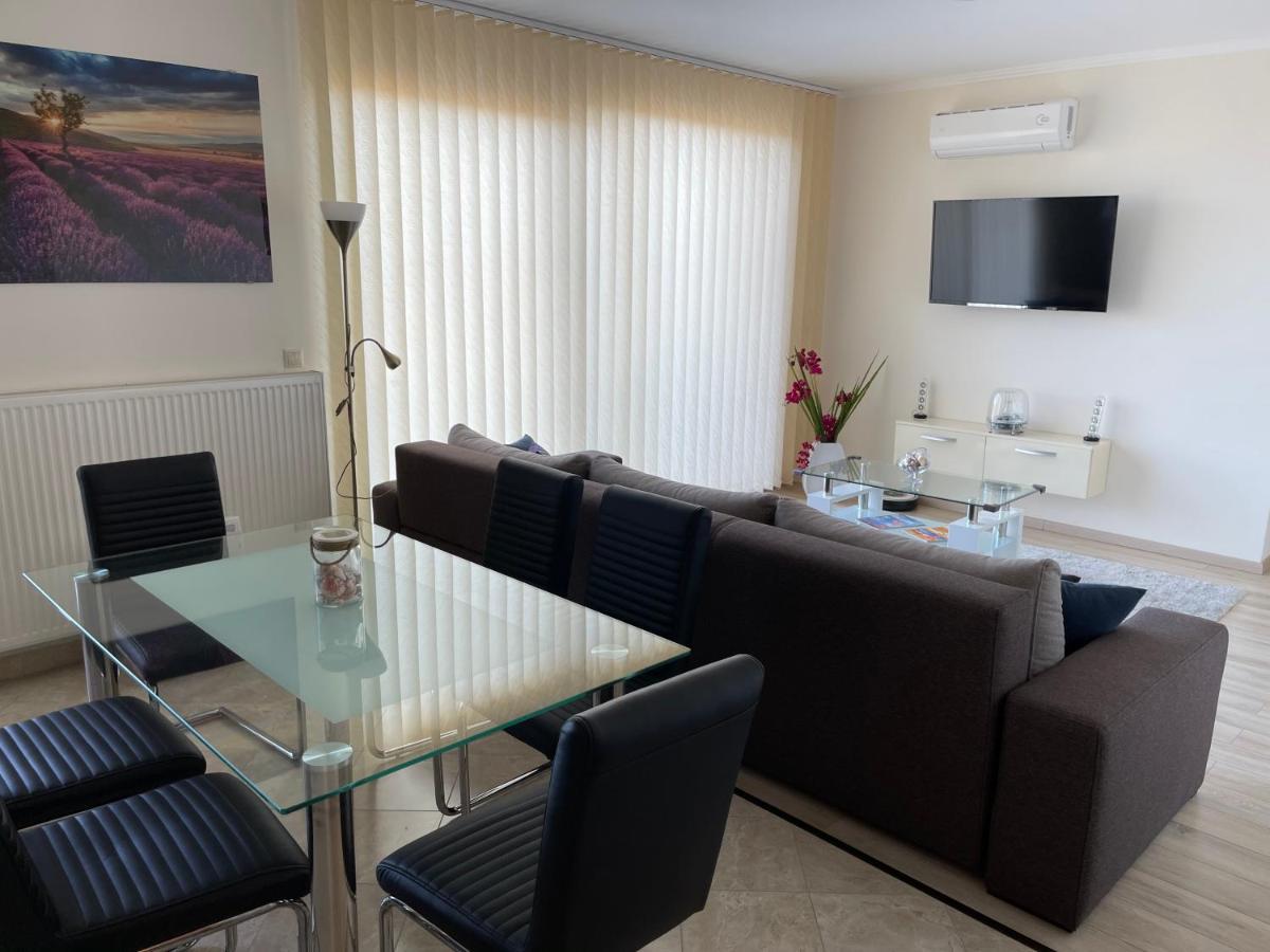 Piano Balaton Apartment Zamárdi Zewnętrze zdjęcie